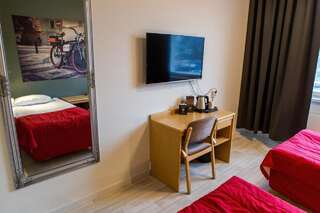 Отель Hotel Amado Пори Двухместный номер "Комфорт" с 2 отдельными кроватями и видом на город-6