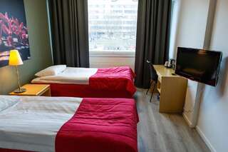 Отель Hotel Amado Пори Двухместный номер "Комфорт" с 2 отдельными кроватями и видом на город-7